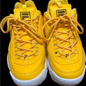 Brand new fila running shoes. Not worn. Size 8.5.